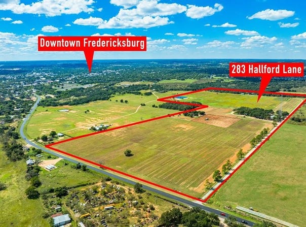 283-a Hallford Ln, Fredericksburg, TX 78624
