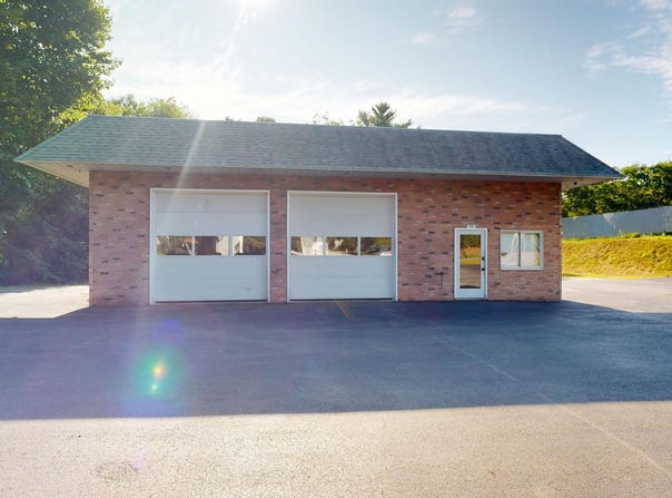 1085 Main Street, Lewiston, ME 04240