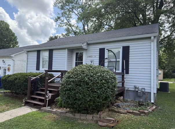 1803 16th Street, Lawrenceville, IL 62439