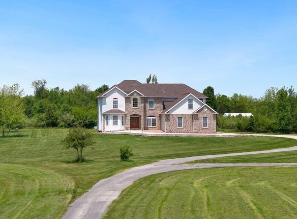 1095 E 600 North, Columbia City, IN 46725