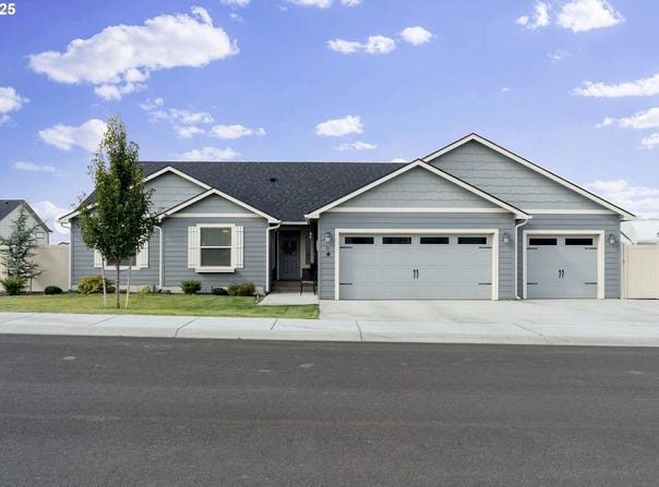 51 LEWIS CIR, Milton-Freewater, OR 97862