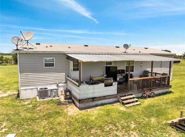 15620 SE 165TH COURT, WEIRSDALE, FL 32195