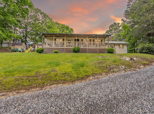 9744 151 Highway, Trion, GA 30753