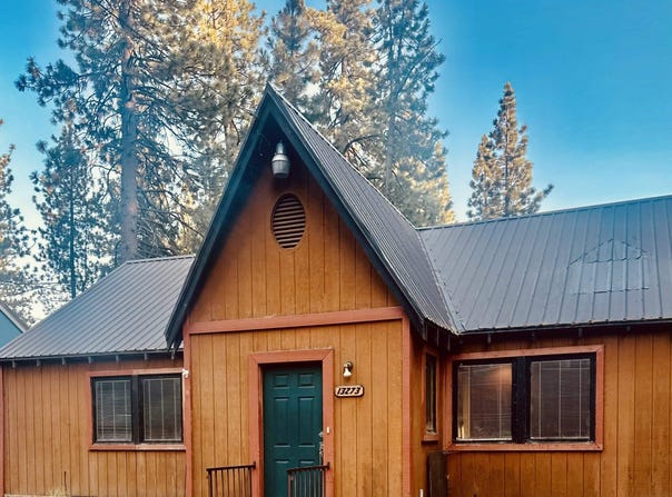 13273 Sierra Dr W, Truckee, CA 96161