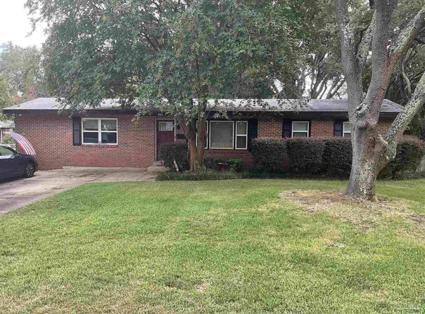 405 York St, Gulf Breeze, FL 32561