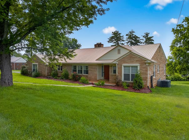 1125 W 6th N Street, Morristown, TN 37814