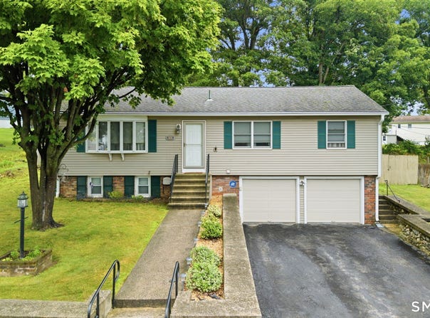 80 Fieldstone Road, Waterbury, CT 06704