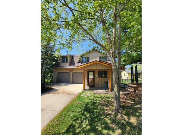 25020 E Cedar Lake Drive, New Prague, MN 56071