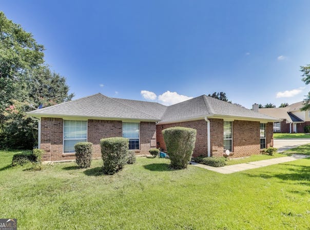 25 Carrera, Stockbridge, GA 30281