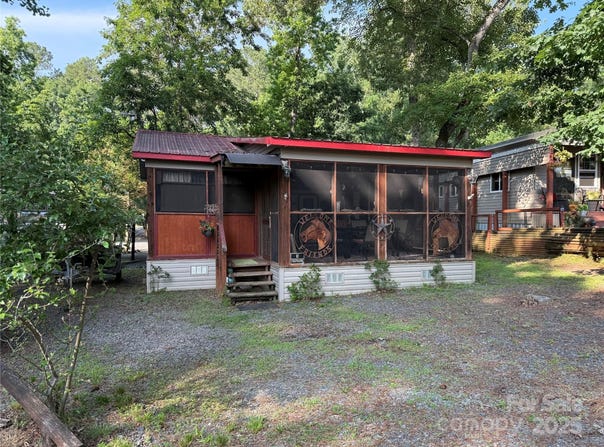 160/162 Arrowood Trail unit: F28/F29, Mount Gilead, NC 27306