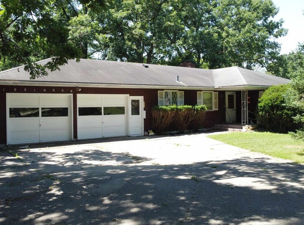 1701 Vogt Street, Burlington, IA 52601
