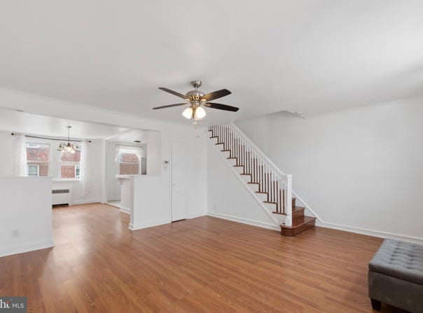559 E COMLY Street, PHILADELPHIA, PA 19120