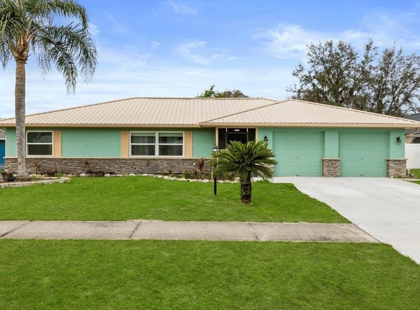 936 HUMPHREY BOULEVARD, DELTONA, FL 32738