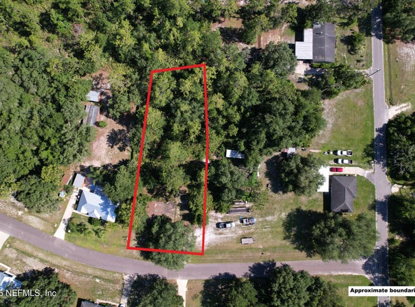 149 BLACKJACK Circle, Hollister, FL 32147