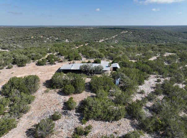 1467 Other, Rocksprings, TX 78880