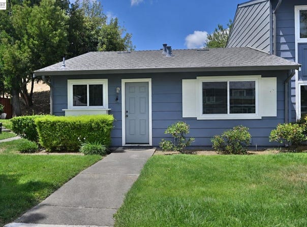 1202 Spring Valley Cmn, Livermore, CA 94551