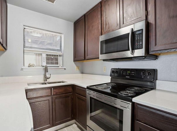 225 E 8th Ave, Longmont, CO 80504