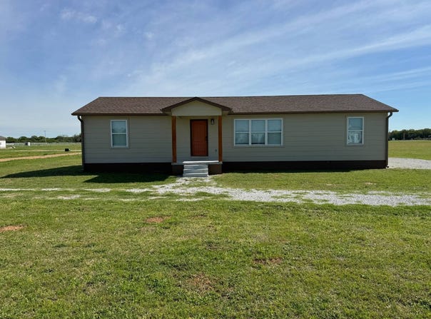 12067 Snell Rd, Kingston, OK 73439