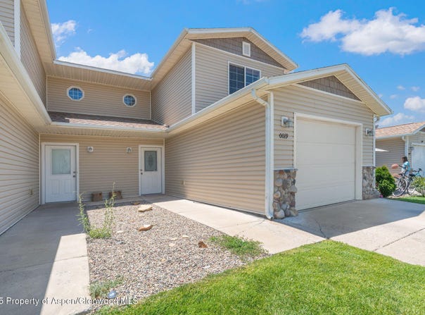 19 Bryan Loop, Battlement Mesa, CO 81635