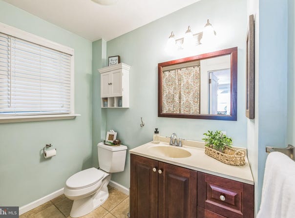 721 BROOKSIDE AVENUE, SWARTHMORE, PA 19081