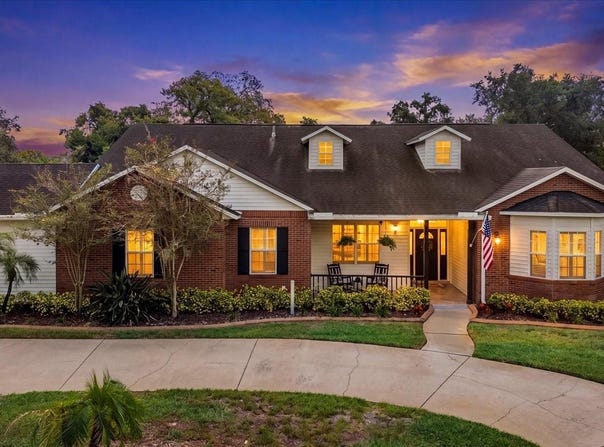 8805 CROSSWOOD Court, RIVERVIEW, FL 33578