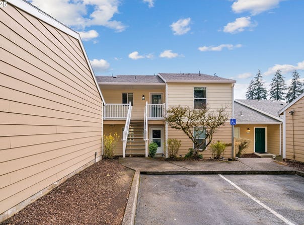 13216 NE SALMON CREEK AVE, Vancouver, WA 98686