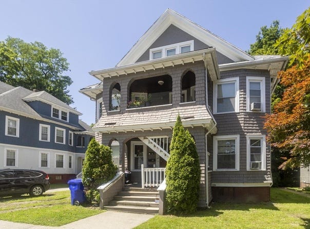 212-214 Fort Pleasant Ave, Springfield, MA 01108