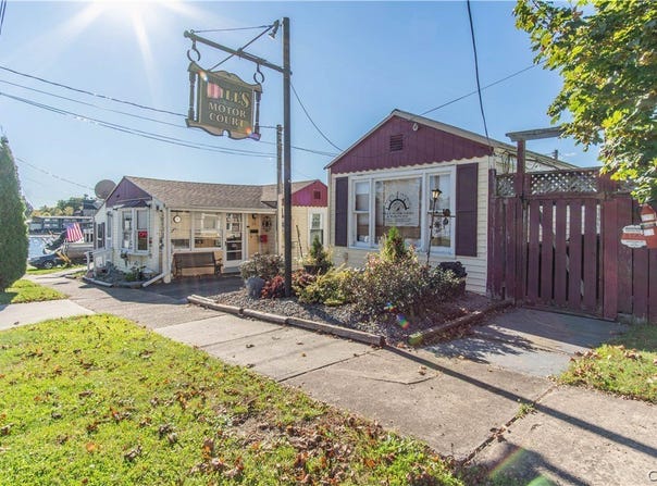 24 Bethune Street, Alexandria Bay, NY 13607