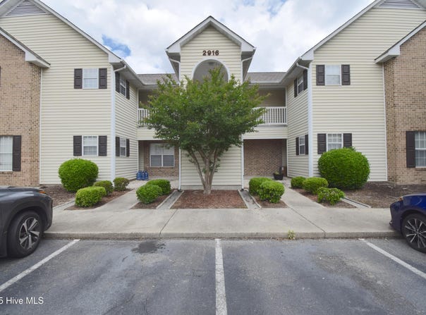 2916 Mulberry Lane, Greenville, NC 27858