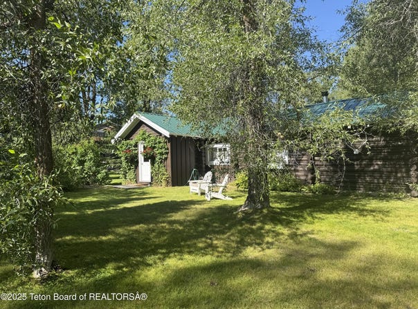5490 W BLUE MOUNTAIN Road, Wilson, WY 83014