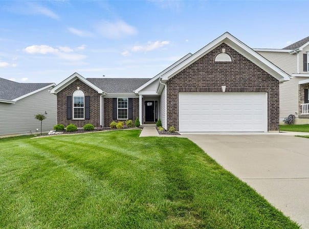 124 Prairie Wind Drive, Wentzville, MO 63385