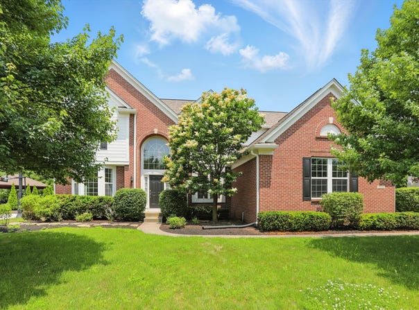 9318 Windrift Way, Zionsville, IN 46077