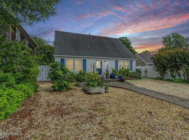 1216 Wilmington Street, Point Pleasant, NJ 08742