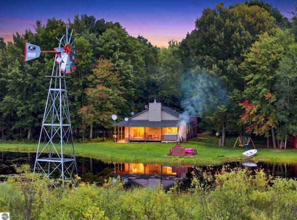 6601 Drake Drive, Cadillac, MI 49601