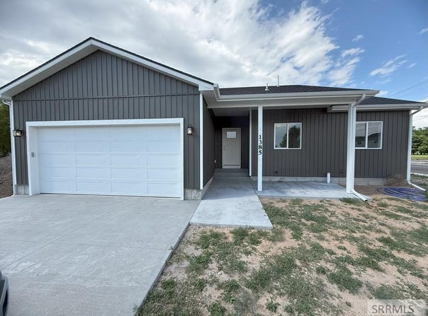 1385 Harris Loop, Blackfoot, ID 83221