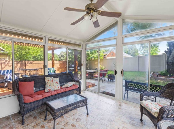 908 Chauvin Drive, Cedar Hill, TX 75104