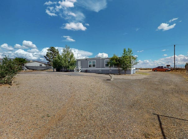 39 CEREZA Circle, Los Lunas, NM 87031