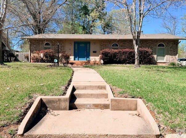 92 Valley Rd, Texarkana, TX 75503