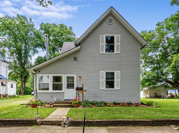 975 Locust Street, Middletown, IN 47356