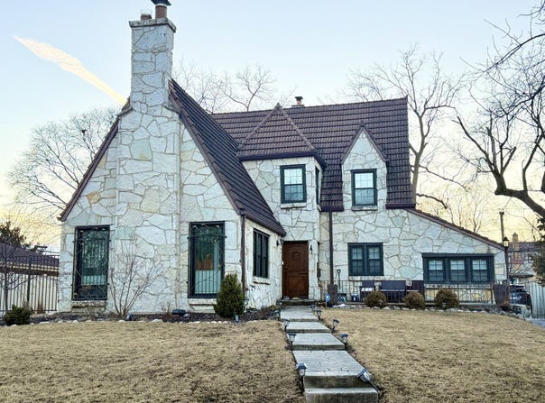 1772 Birch Street, Des Plaines, IL 60018
