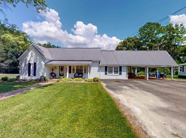 230 Phelps St, GLEASON, TN 38229