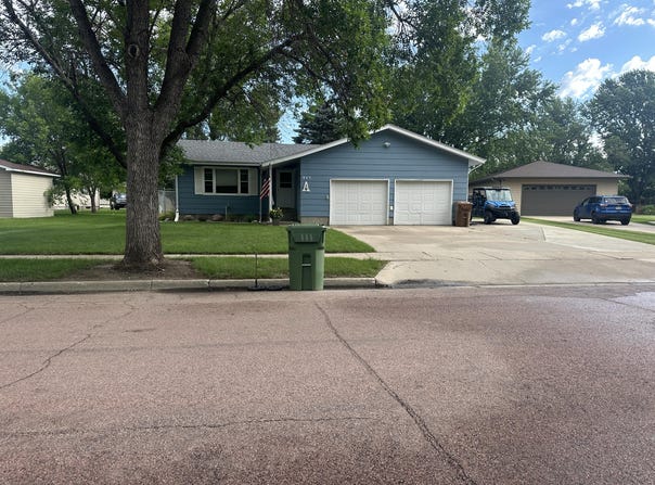 845 Madison Blvd SE, Huron, SD 57350