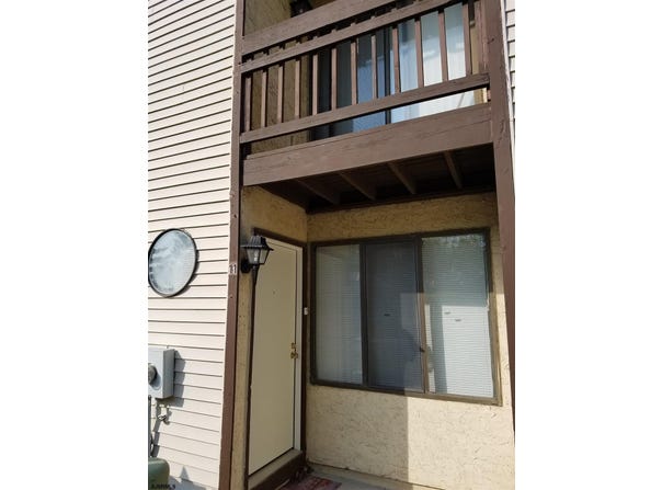 727 Black Horse Pike Apt 4-2, Pleasantville, NJ 08232