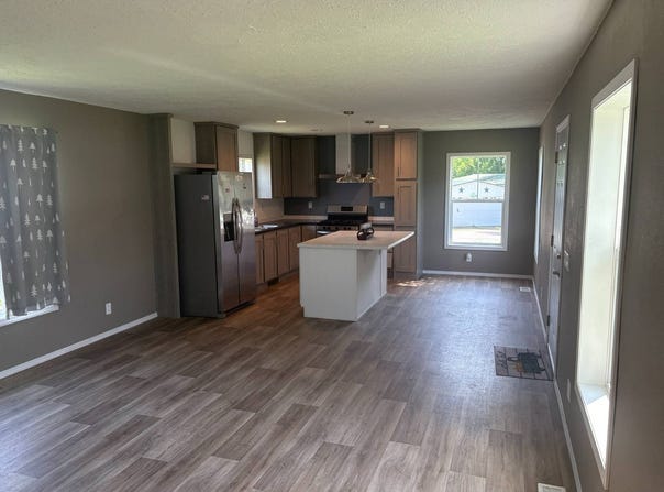 916 S Madison St, Waupun, WI 53963