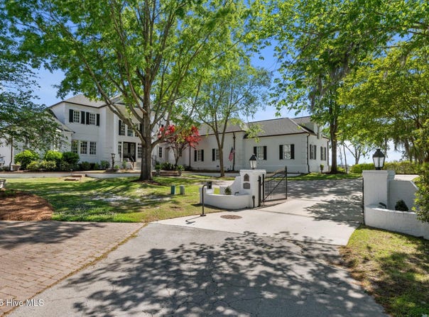 3023 River Lane, New Bern, NC 28562