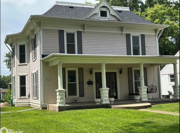 911 Pine Street, Atlantic, IA 50022