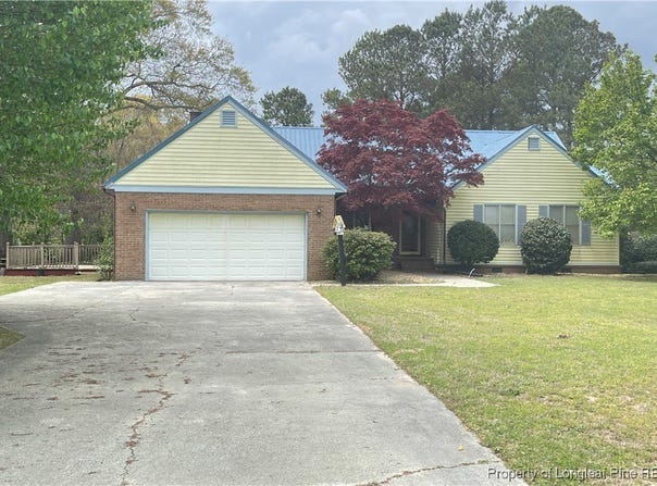 107 Oakmont Drive, Clinton, NC 28328