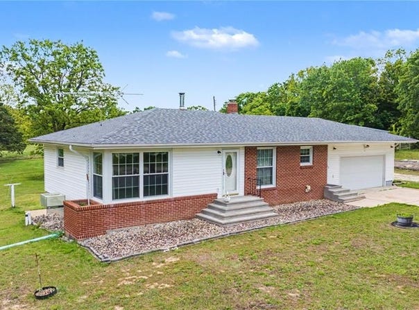 4450 Highway C, Gerald, MO 63037