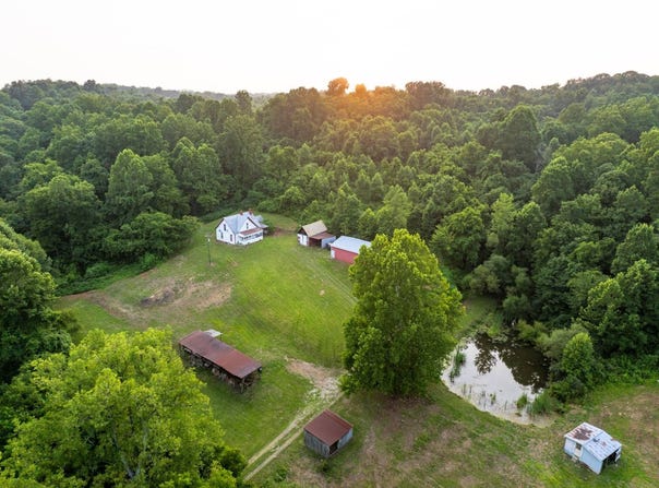 2581 Hart Ln, Mc Connelsville, OH 43756