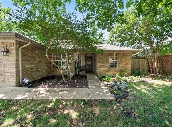 1417 Misty Hollow Street, Denton, TX 76209